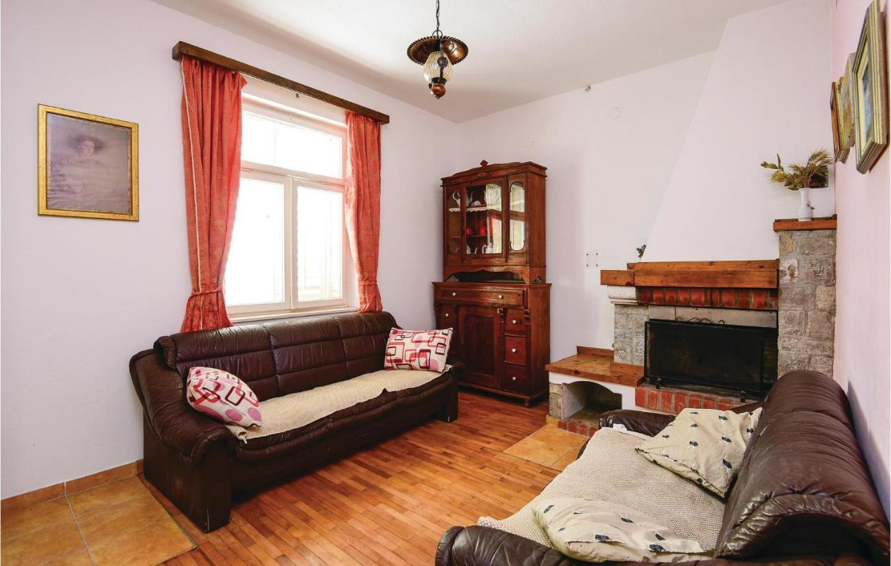 4 Bedroom Lovely Home In Žuljana 外观 照片